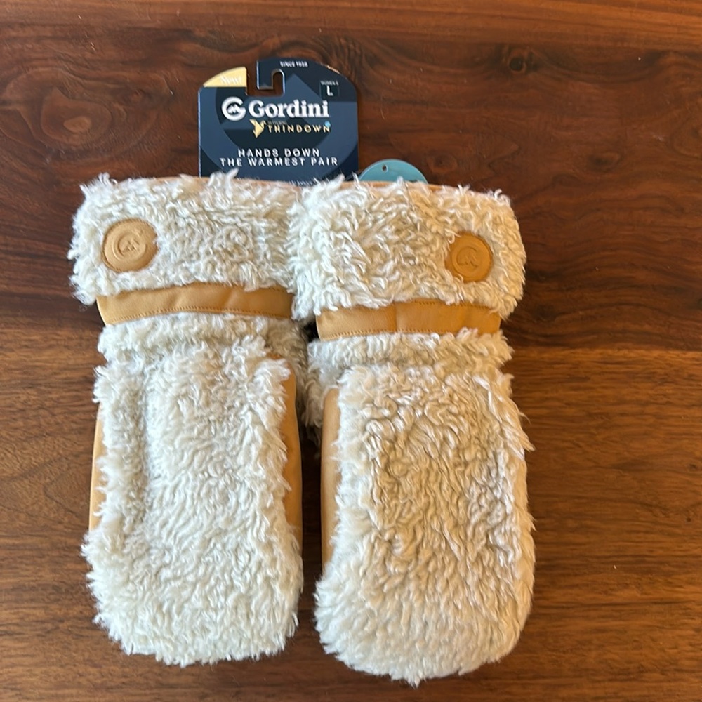 NEW Gordini Sherpa Mittens